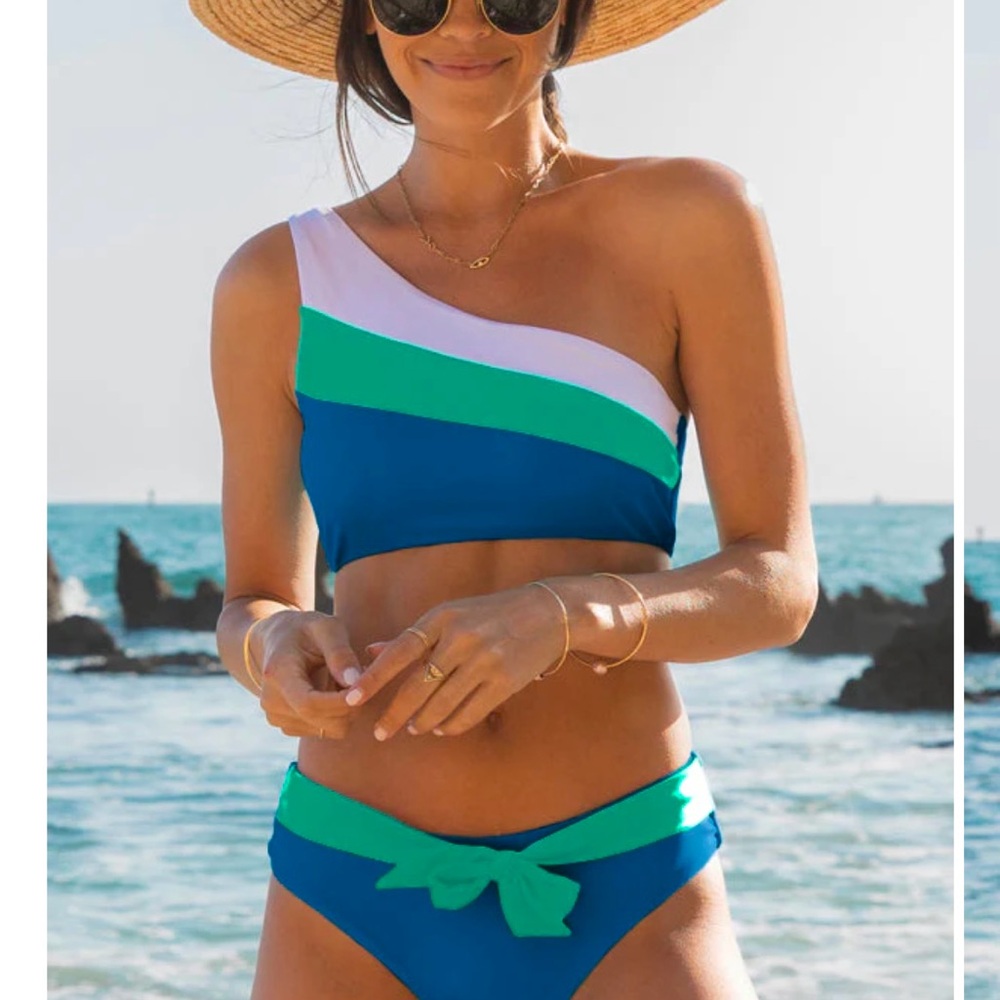 Vibrant Blue and Green Bikini with One-Shoulder Design